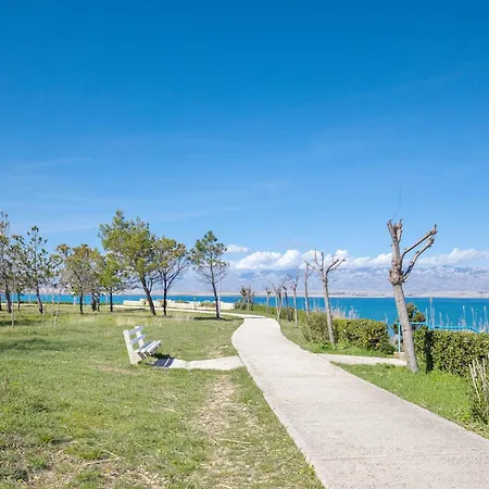 Apartment Jakov, No 2 Nin